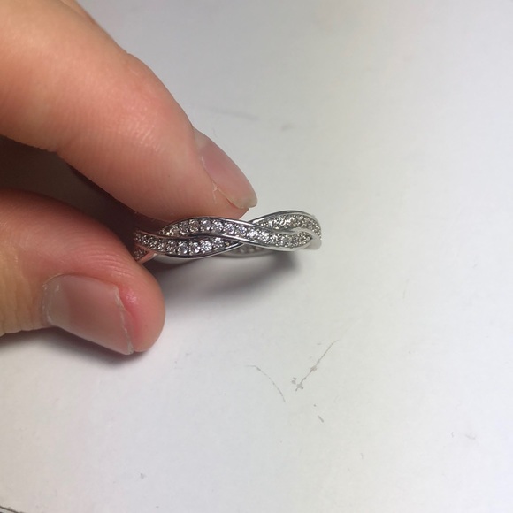 Twisted Ring - Picture 2 of 5